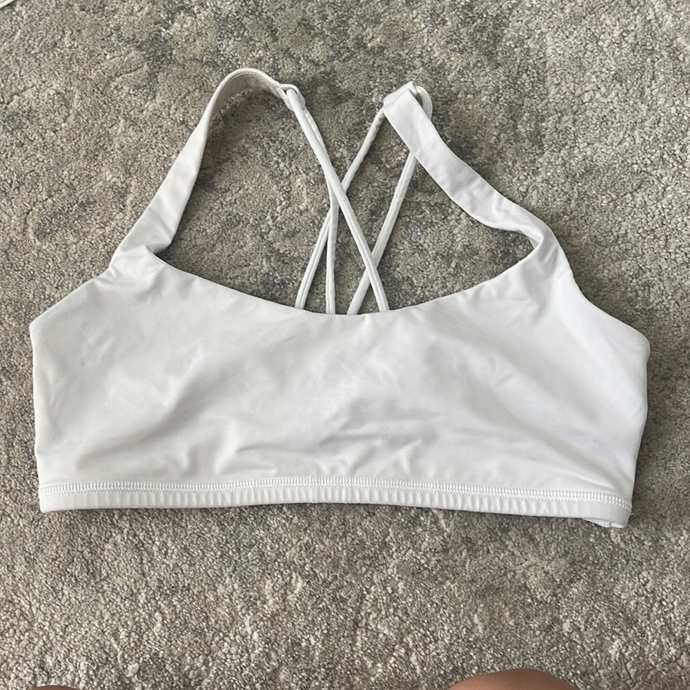 Lululemon white sports bra
